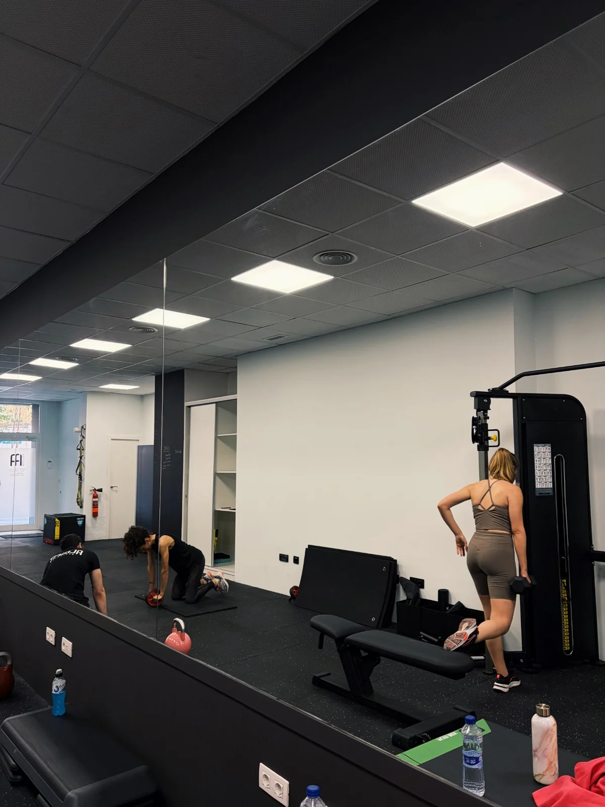 Personas entrenando en ALDIFIT Benlloch